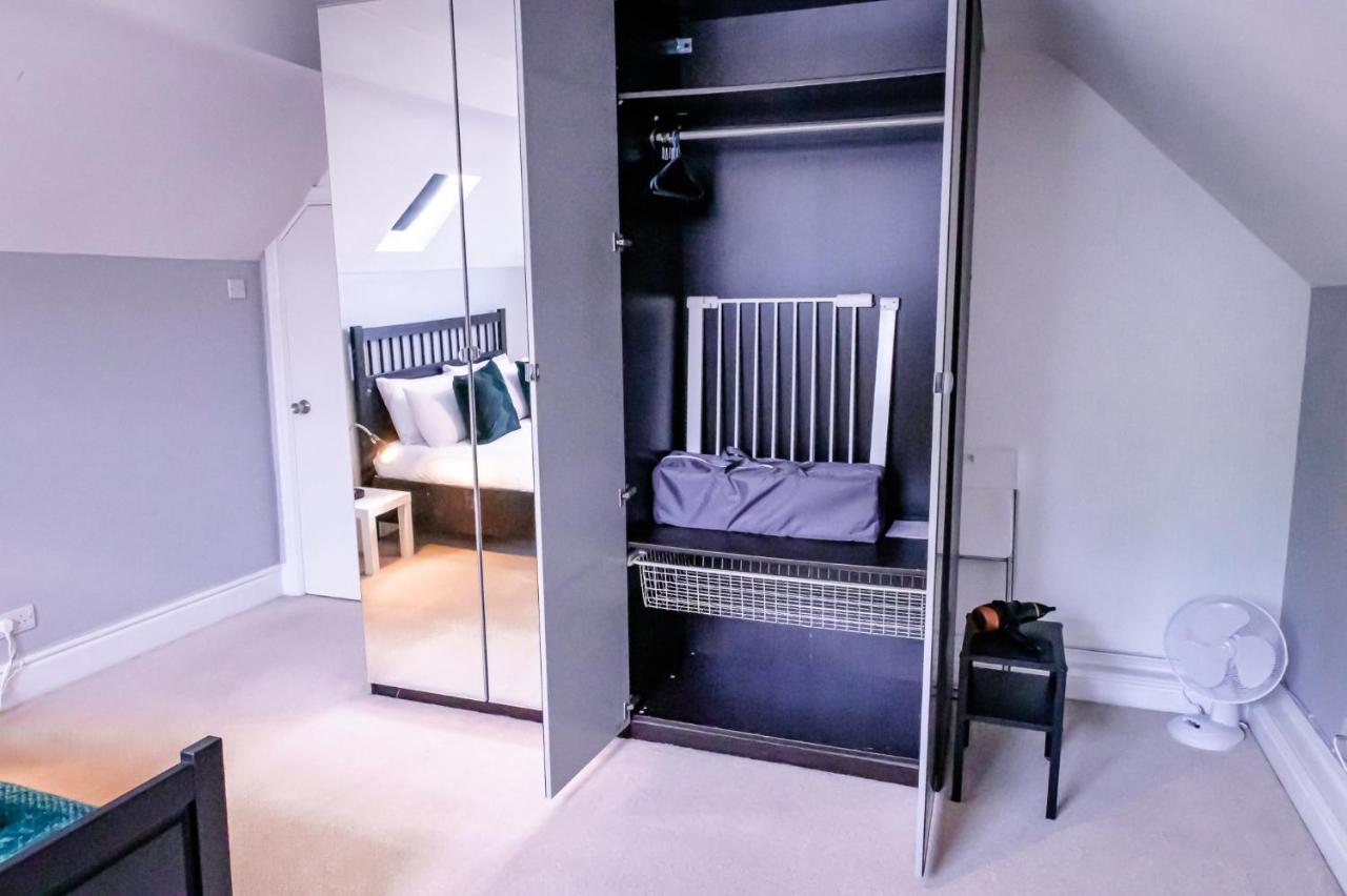 Lord Street - 2 Beautiful Apartments - Sleep Up To 14 Guests - By Rework Accommodation Chester Dış mekan fotoğraf